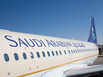 Saudi Arabian Airlines, no quarantine, vaccinated travellers HD wallpaper
