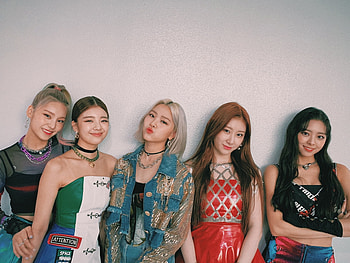 ITZY, KPOP, music, korea HD wallpaper