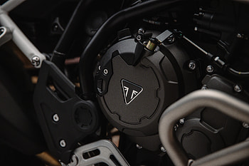 Triumph Tiger 900 Engine Close-Up, Triumph Tiger 900 Rally Aragón, vehicle, Triumph Tiger 900 HD wallpaper
