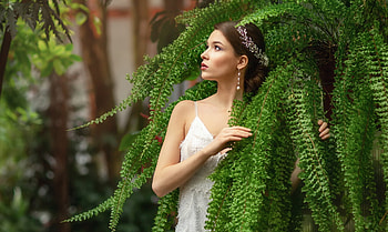 Beauty, green, anastasia barmina, leaf, girl, vara, woman, model, eartings, summer, earrings, bride HD wallpaper