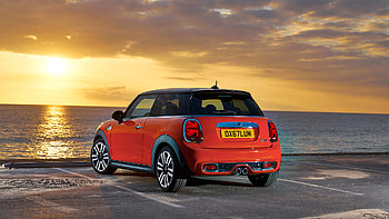 MINI Cooper S, Sunset by the sea, 2018 model year HD wallpaper