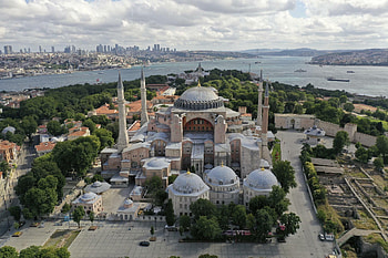 Hagia Sophia, Mosque conversion, Historical controversy, Tagesspiegel article HD wallpaper