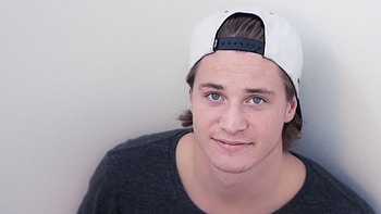 Kygo's record collection, Music producer genius, DJ inspiration, Musical talent HD wallpaper