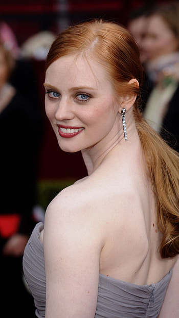 Deborah Ann woll, hollywood actress, model HD phone wallpaper