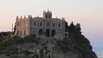 Tropea port, Porto di Tropea, Tropea harbor, Coastal town HD wallpaper