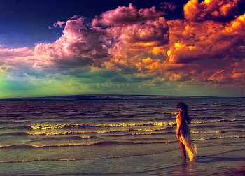 In the beach, sea, sky, female, beach HD wallpaper