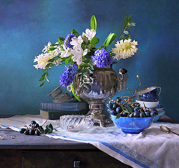 Flowers anf fruit, blue, table, white, vase, fruit, flowers, cloth HD wallpaper