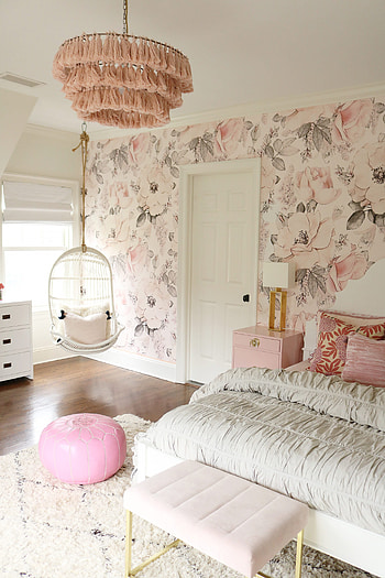 Teen bedroom chandelier, Floral , Darling Darleen design, Stylish decor HD phone wallpaper