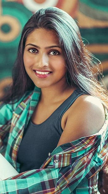 Praneetha Patnaik, telugu actress HD phone wallpaper