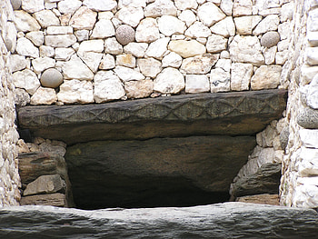Newgrange, Neolithic studies, Archaeological significance, Niche exploration HD wallpaper