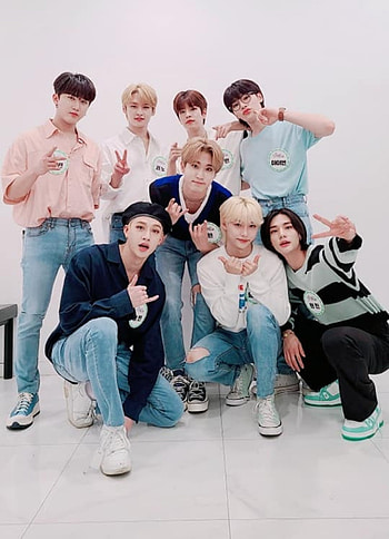 Stray Kids, straykids, skz HD phone wallpaper
