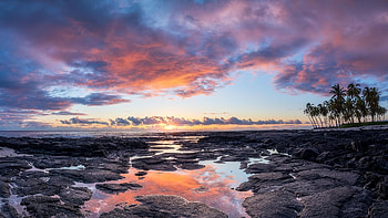 Pu uhonua o Honaunau (The Place of Refuge) on the Big Island of Hawaii, sea, clouds, colors, sky, sunset, usa, palm trees HD wallpaper