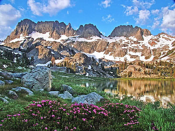 Lake Ediza, sky, flowers, mountains, lake HD wallpaper