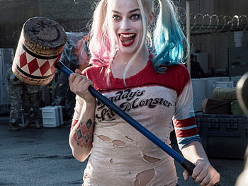 Margot Robbie, Versatile actress, Captivating performances HD wallpaper