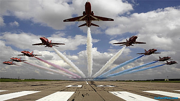 Aerobatics, Thrilling maneuvers, Sky-high spectacle, Aerial displays HD wallpaper