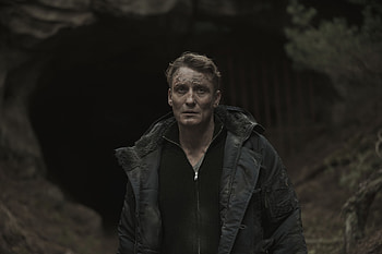 Dark TV Show Featuring Oliver Masucci, TV Show, Dark (TV Show) HD wallpaper