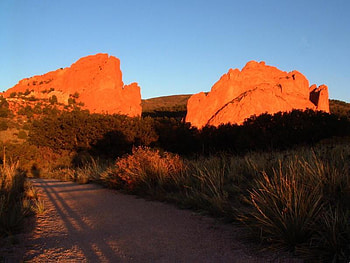 Garden of Gods Sunrise, sky, canyon, rock, sunrise HD wallpaper