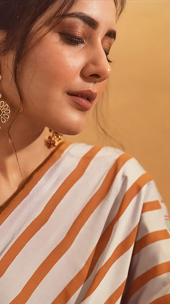 Raasi khanna, telugu actress HD phone wallpaper