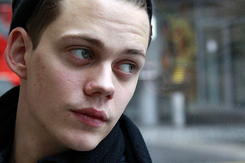 Bill Skarsgard , Maximumwall, , Background HD wallpaper