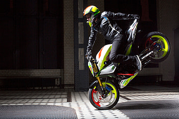 Stoppie On Bike, bikes, stunt, stoppie HD wallpaper