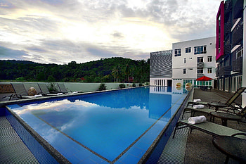 Langkawi Travels, Favehotel Cenang Beach, Compare deals HD wallpaper