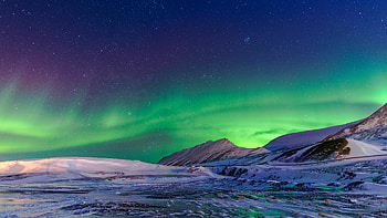 Svalbard, Aurora Borealis HD wallpaper