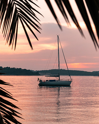 Water, Sunset, Sea, Shore, Bank, Miscellanea, Miscellaneous, Bay, Yacht HD phone wallpaper