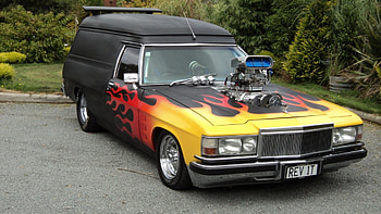 holden sandman panelvan, holden, blower, flames, sandman, panelvan HD wallpaper
