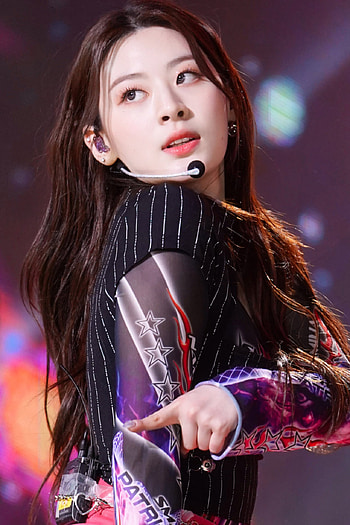 STAYC, Stayc , Tumblr posts HD phone wallpaper