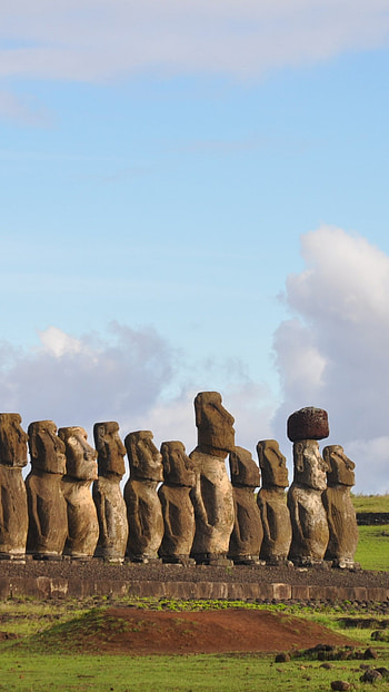 Ahu Tongariki's grandeur, , Serene Rapa Nui, Baltana HD phone wallpaper