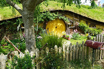 Hobbiton travel, Memorable experience, Magical scenes, Harald's travel site HD wallpaper
