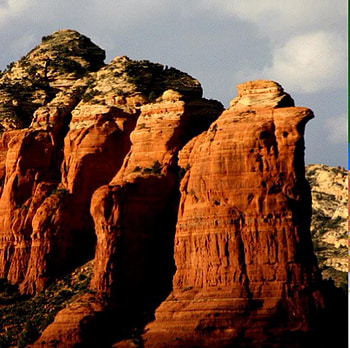 Sedona Peaks, red dirt, sedona, canyon, peaks HD wallpaper