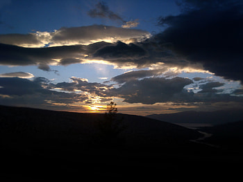 view top down, clouds, sky, beautiful, mountains, lake, sunset, tree HD wallpaper