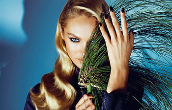 Candice Swanepoel, model, blue eyes, palm, blonde, girl, beauty, woman, green, leaf HD wallpaper
