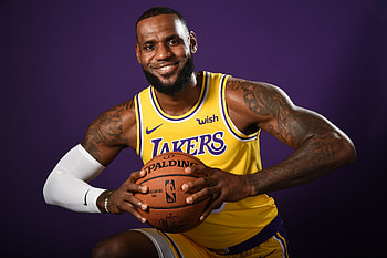 LeBron James 2020, lebron-james, nba, sports, male-celebrities, boys HD wallpaper