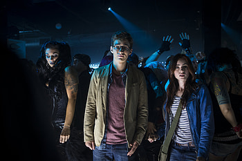 Robert Sheehan talks Mortal Instruments, City of Ashes, Exciting sequel, Filming details HD wallpaper