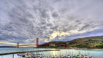 golden gate gate bridge above a marina r, boats, bay, clouds, bridge, marina, r HD wallpaper