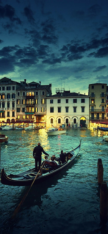Venice at night, Boats on water, City lights, Nocturnal beauty HD phone wallpaper