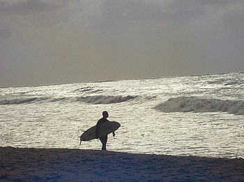 Stormy Monday, oceans, waves, graphy, light, black and white, beaches, sunset beach, surfers HD wallpaper