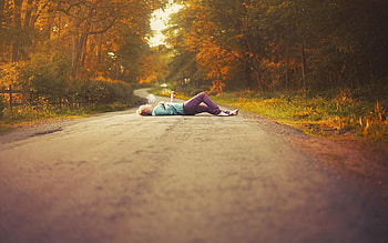 Autumn, Miscellanea, Miscellaneous, Road, Girl, Mood HD wallpaper