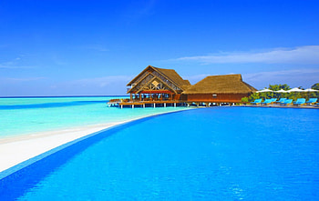 Beach, cottage, sky, nature HD wallpaper