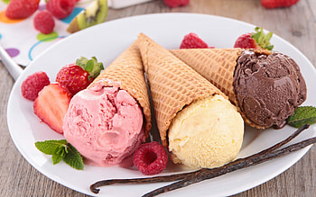 Ice Cream cones wide , Wide-angle view, Delicious assortment, Frozen delights HD wallpaper