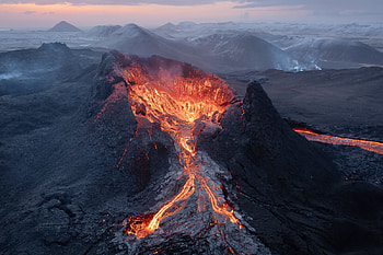 Fagradalsfjall Crater, Iceland, crater, iceland, nature, valcano, mountains, lava HD wallpaper