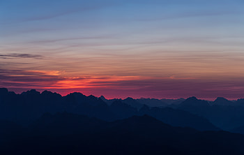 Mountains, sunset, sky, horizon HD wallpaper