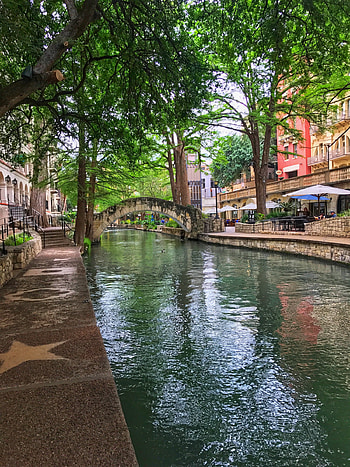What to do in San Antonio, Family travel, Memorable experiences, Insider tips HD phone wallpaper