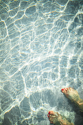 Glare, Miscellanea, Miscellaneous, Legs, Pool HD phone wallpaper