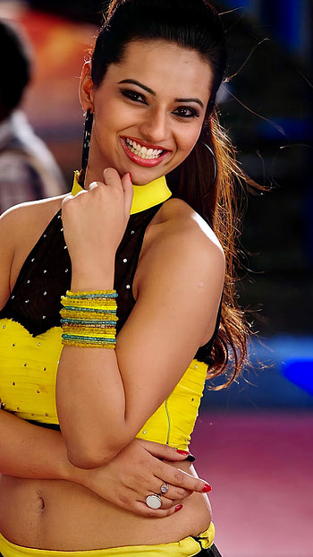 Isha Chawla, telugu actress HD phone wallpaper