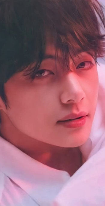 Bts V, Kim Taehyung HD phone wallpaper