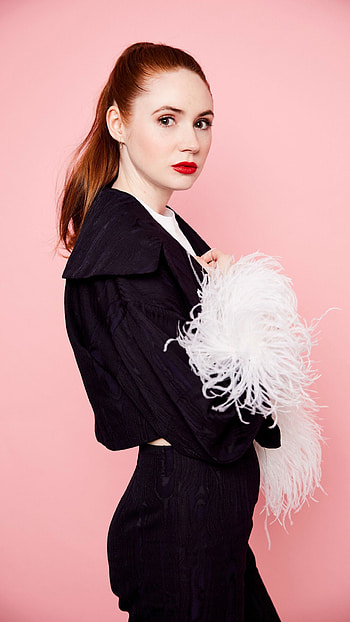 Karen Gillan, hollywood actress, model HD phone wallpaper