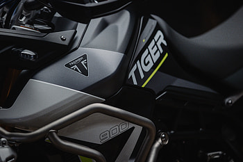 Triumph Tiger 900 Rally – Power and Elegance, Triumph Tiger 900 Rally Aragón, vehicle, Triumph Tiger 900 HD wallpaper